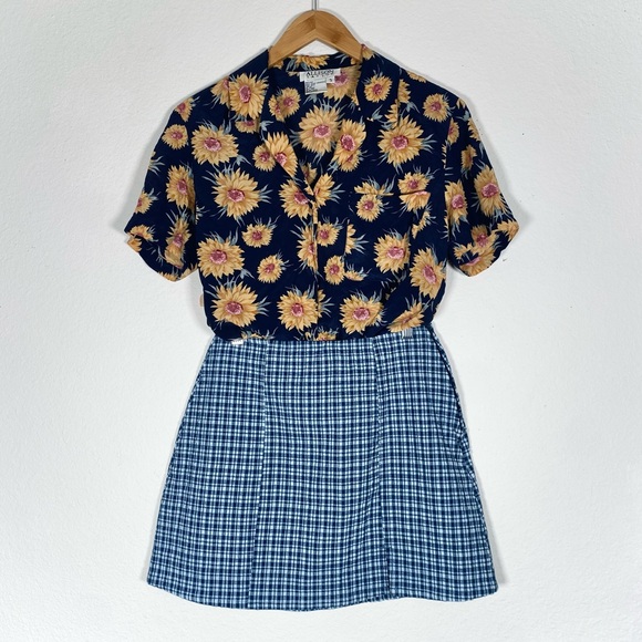 Urban Outfitters Mini Skirt - Picture 7 of 7